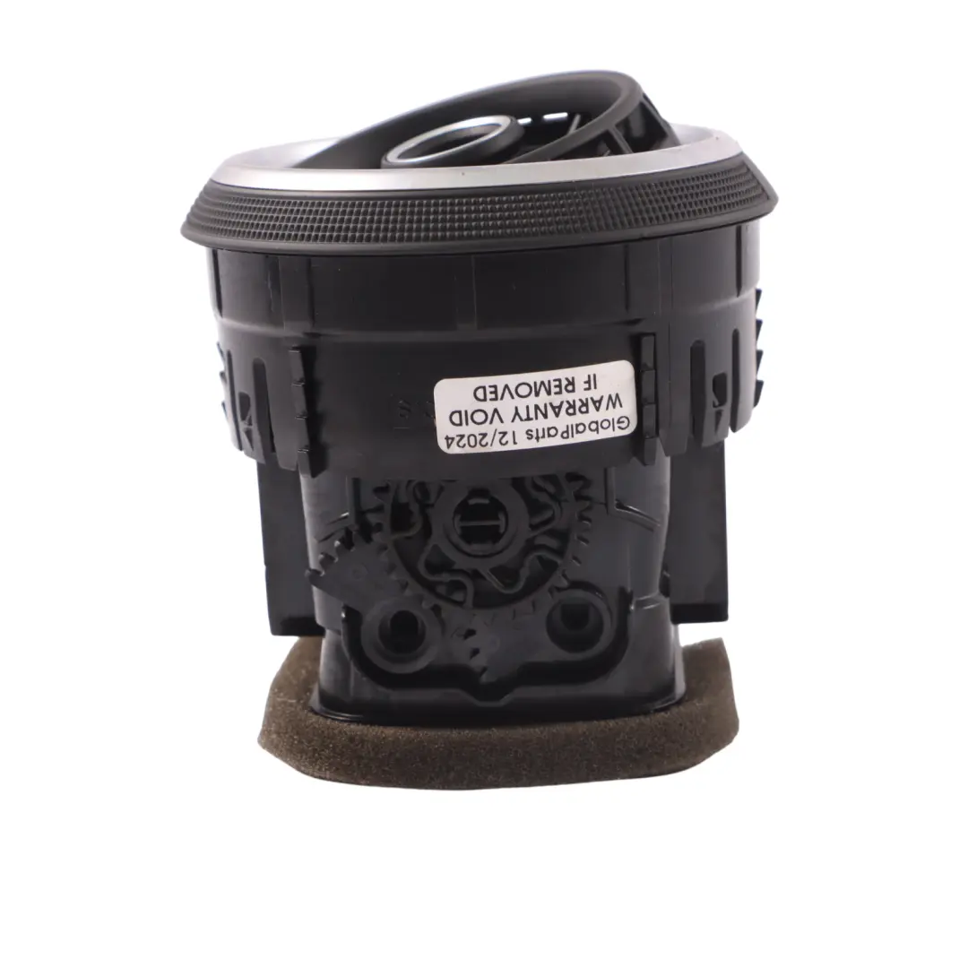 Audi A3 8V Panneau d'habillage bouche d'aération tableau bord avant A - SKU 8V0820901 - Numéro de pièce 8V0820901