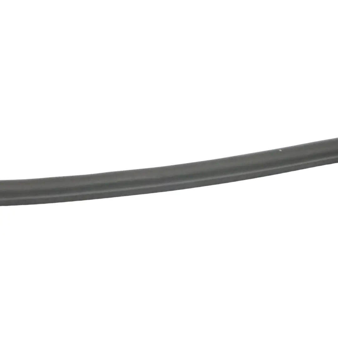 Bajo el capó de goma del mamparo junta de estanqueidad para Audi A3 8V con número de pieza 8V0823723 Audi A3 8V Bajo el capó de goma del mamparo junta de estanqueidad - SKU 8V0823723 - Número de pieza 8V0823723