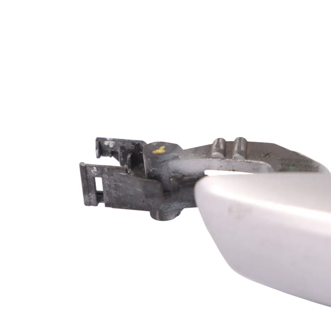 Audi A3 8V Klamka drzwi zewnętrzna przód tył lewa Foil Silver srebrna Z7G - SKU 8V0837205A-FSI - Numer Części 8V0837205A