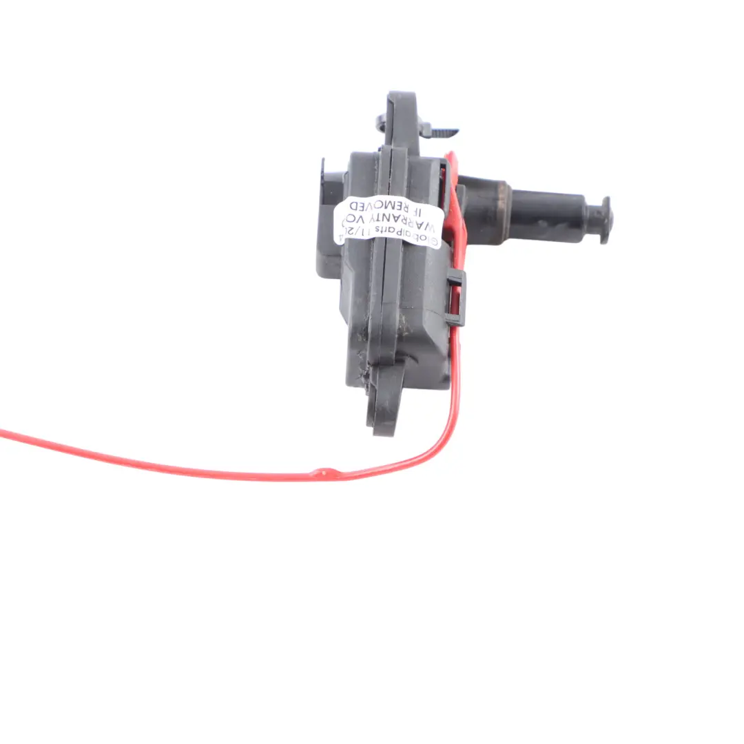 Audi A3 8V Actionneur Déverrouillage Trappe À Carburant Unité Moteur - SKU 8V0862153B - Numéro de pièce 8V0862153B