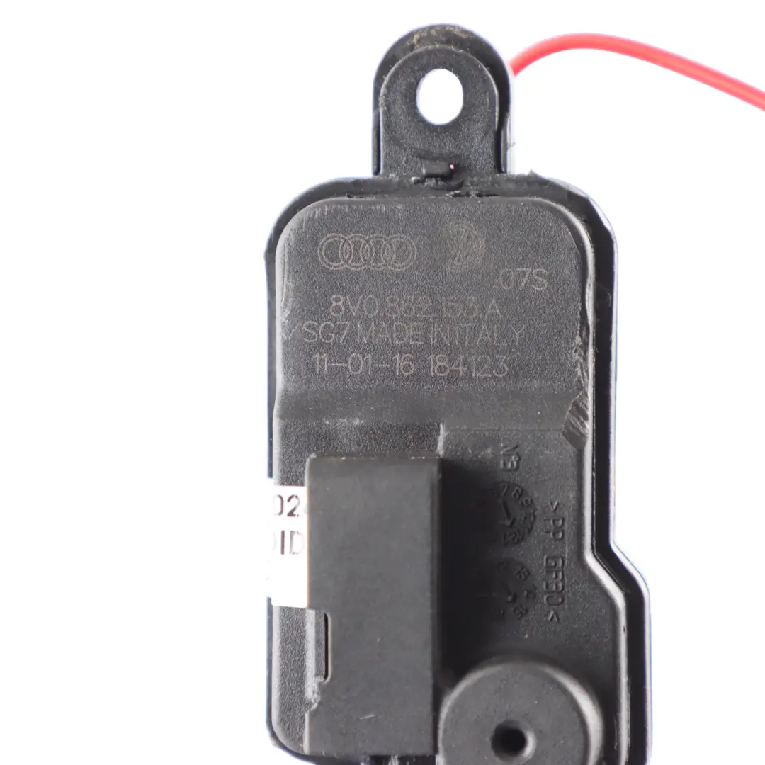 Actionneur Déverrouillage Trappe À Carburant Unité Moteur pour Audi A3 8V à propos du numéro de pièce 8V0862153B Audi A3 8V Actionneur Déverrouillage Trappe À Carburant Unité Moteur - SKU 8V0862153B - Numéro de pièce 8V0862153B