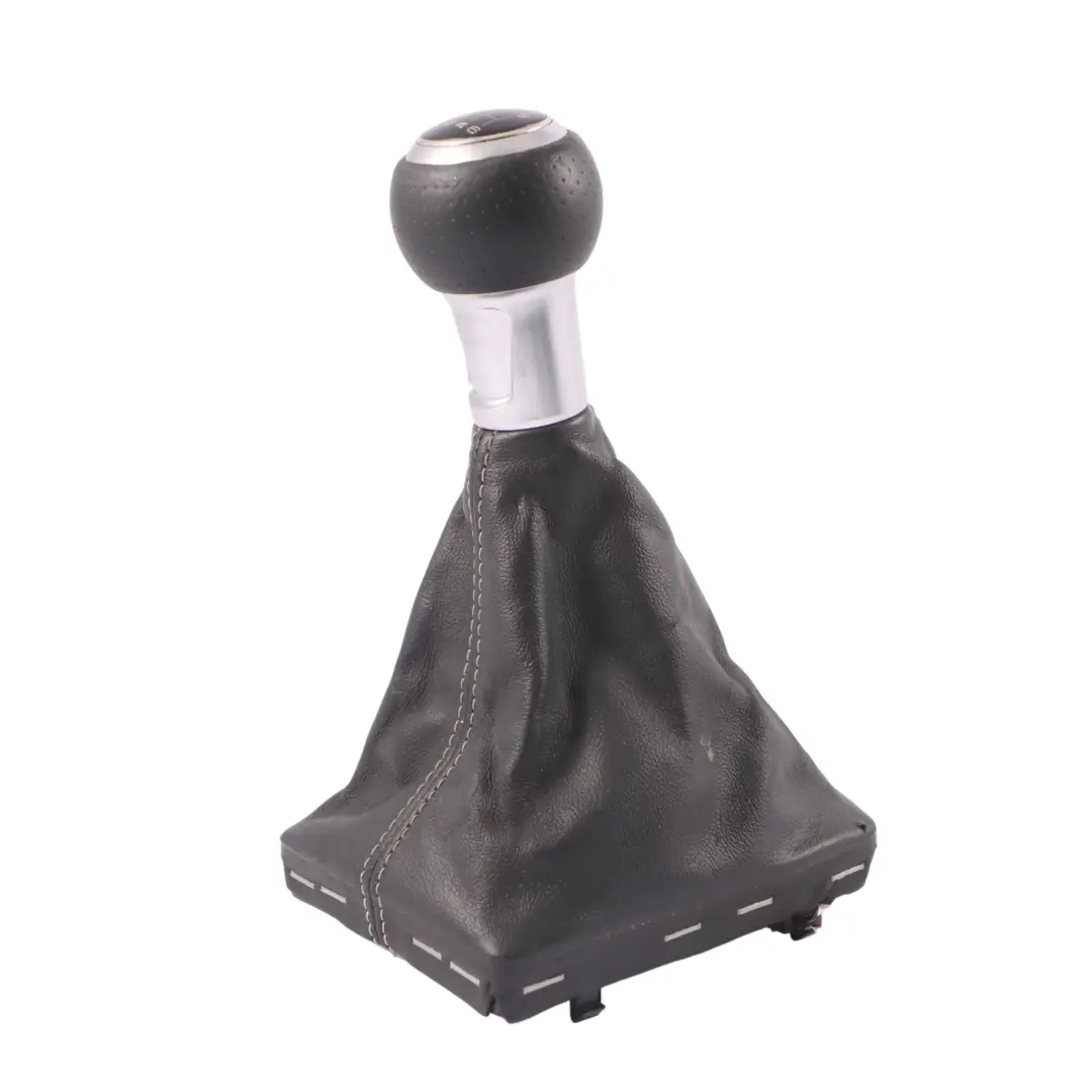 Pomo De La Palanca De Cambios De 6 Velocidades De Cuero para Audi A3 8V con número de pieza 8V0863278E Audi A3 8V Pomo De La Palanca De Cambios De 6 Velocidades De Cuero - SKU 8V0863278E - Número de pieza 8V0863278E
