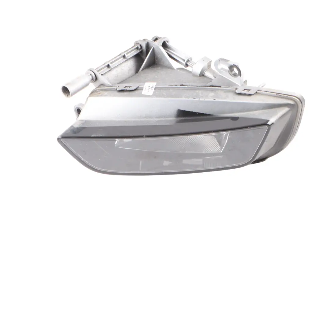 Front Bumper Fog Light Right O/S Lamp Passenger Side to Audi A3 8V with Part number 8V0941700D Audi A3 8V Front Bumper Fog Light Right O/S Lamp Passenger Side - SKU 8V0941700D - Part number 8V0941700D