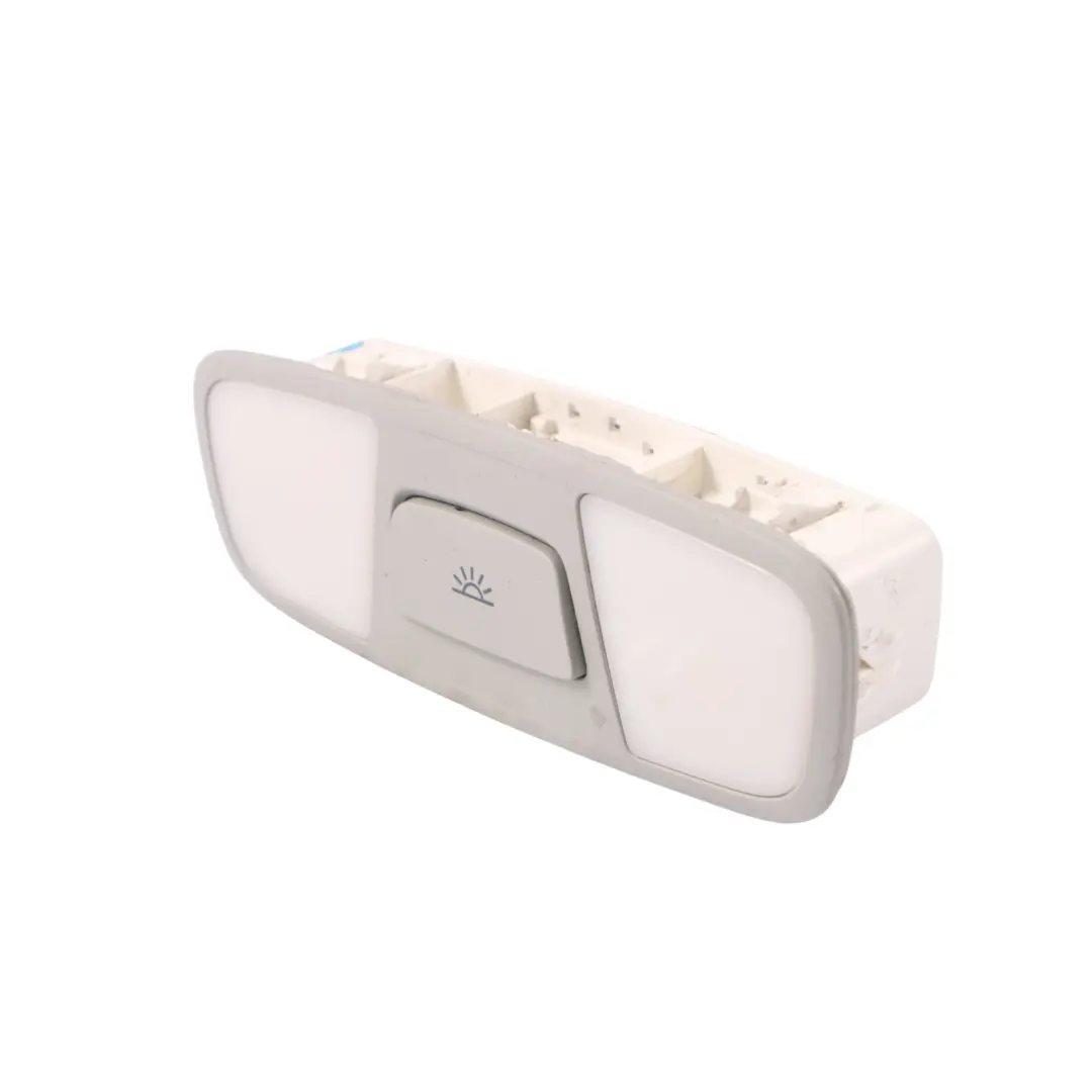 Innenraum Dachleuchte Panel hinten Leselampe für Audi A3 8V mit Teilenummer 8V0947111 Audi A3 8V Innenraum Dachleuchte Panel hinten Leselampe - SKU 8V0947111-1 - Teilenummer 8V0947111