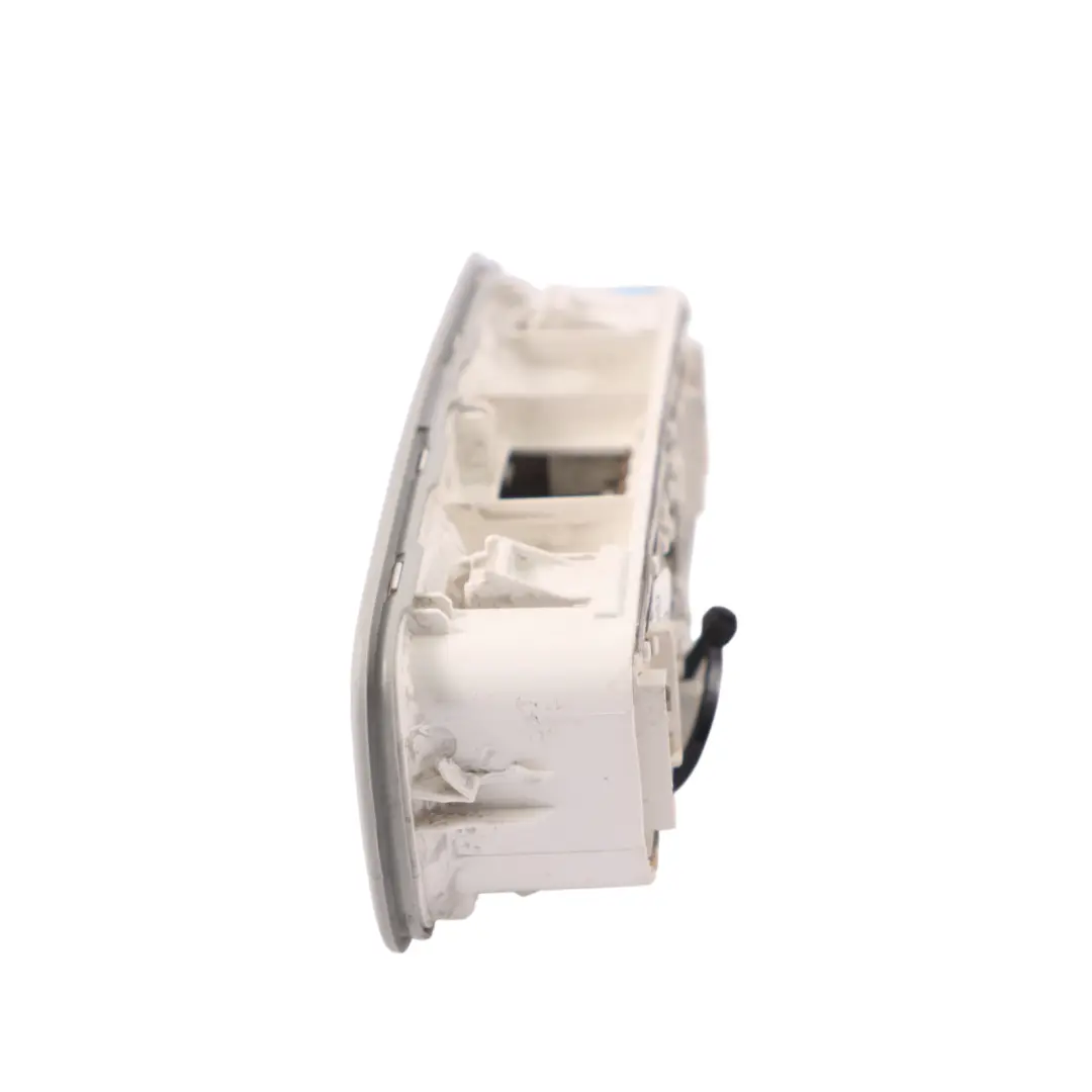 Audi A3 8V Tylna Lampka Światło Podsufitki - SKU 8V0947111-1 - Numer Części 8V0947111