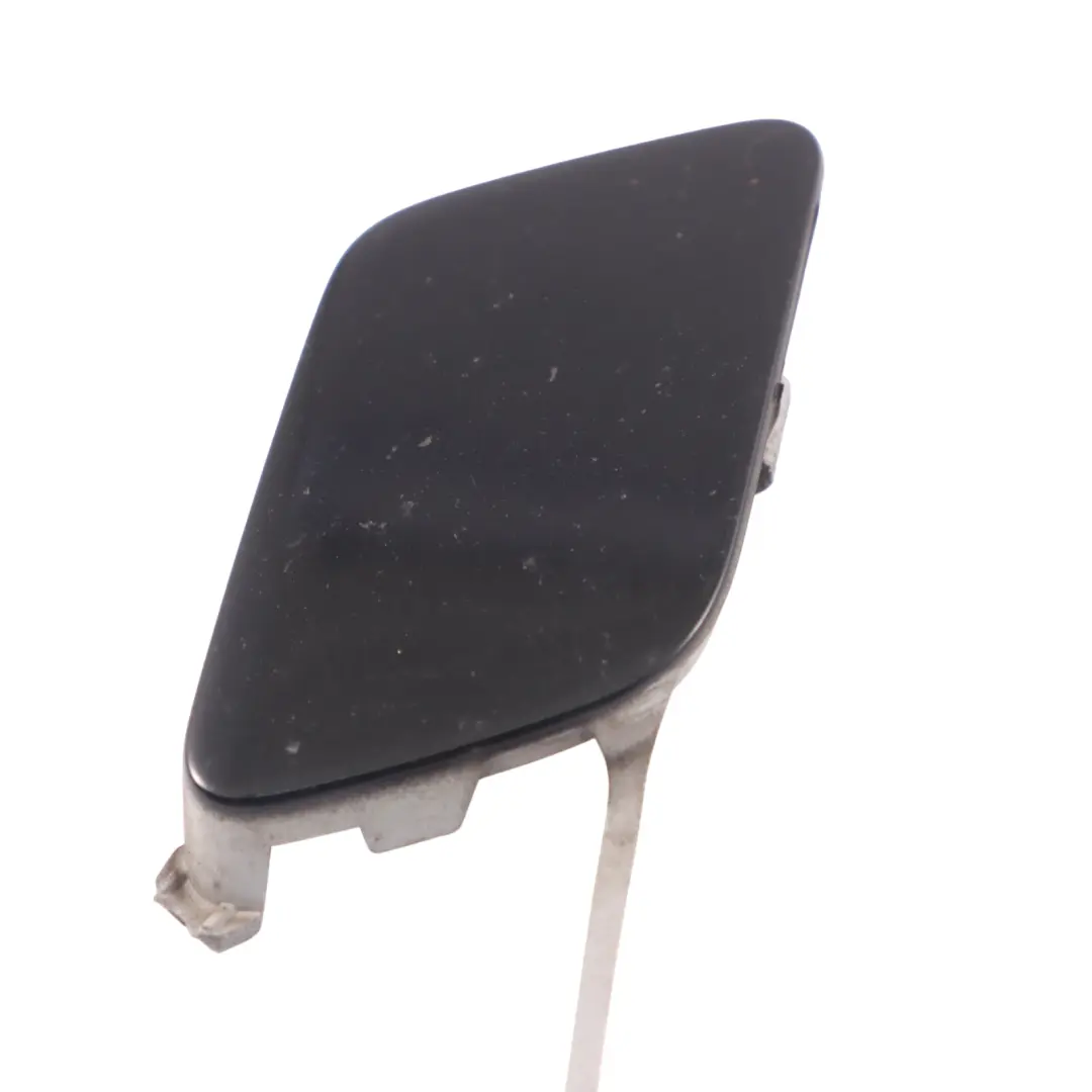 Audi A3 8V Pare chocs avant Crochet d'attelage protection Noir brillant LY9B - SKU 8V3807241C-BBL - Numéro de pièce 8V3807241C