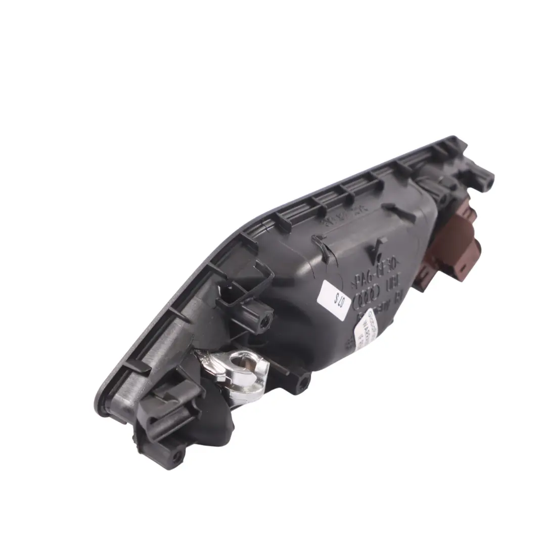 Audi A3 8V Maniglia anteriore interna destra Blocco Porta Centrale - SKU 8V3837020A - Numero di parte 8V3837020A