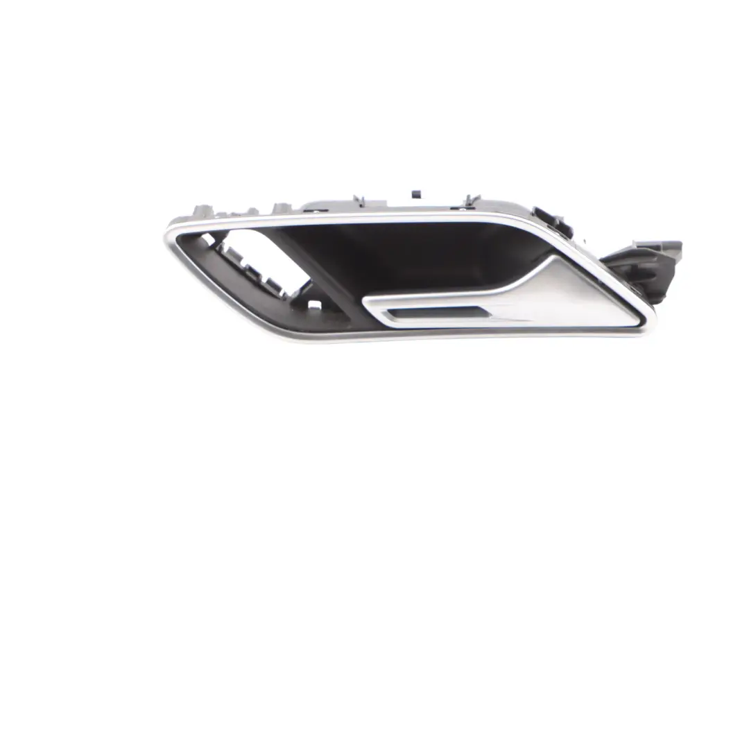 Porta Interna Rivestimento Anteriore Destro Afferrare per Audi RS3 8V con numero di parte 8V3837020B Audi RS3 8V Porta Interna Rivestimento Anteriore Destro Afferrare - SKU 8V3837020B - Numero di parte 8V3837020B