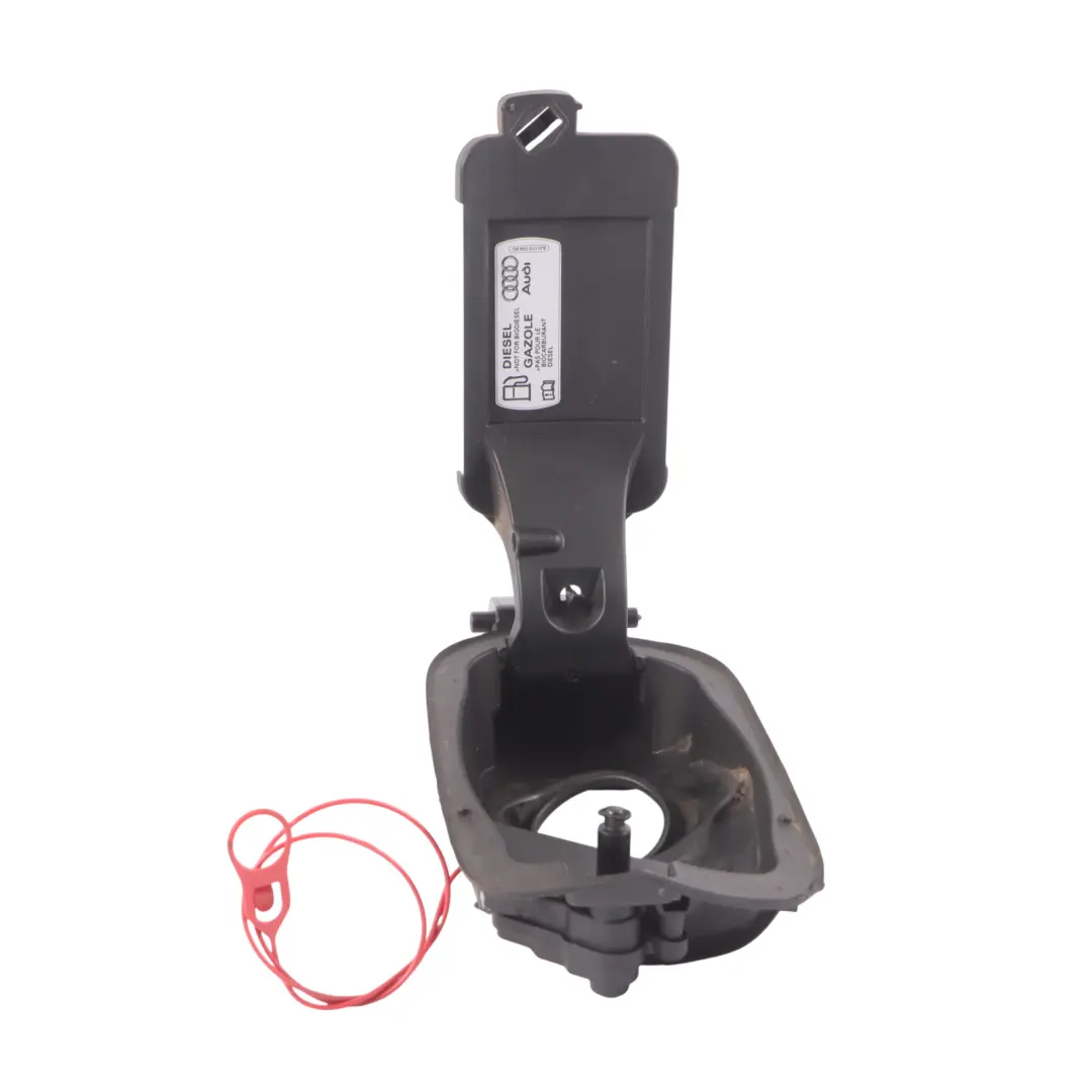 Audi A3 8V Kraftstofftank Klappe Abdeckung Trim Panel - SKU 8V4809906D - Teilenummer 8V4809906D