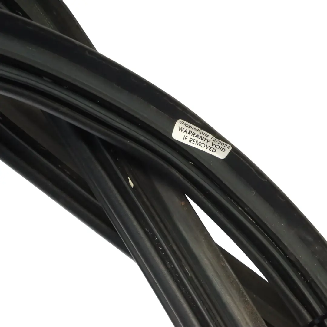 Joint De Couvercle De Coffre Arrière De Hayon En Caoutchouc pour Audi A3 8V à propos du numéro de pièce 8V4827705 Audi A3 8V Joint De Couvercle De Coffre Arrière De Hayon En Caoutchouc - SKU 8V4827705 - Numéro de pièce 8V4827705