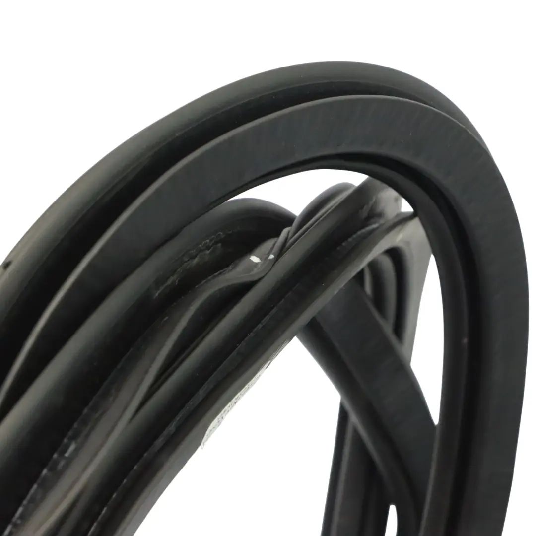 Goma Junta Interior Puerta Trasera Izquierda Derecha para Audi A3 8V con número de pieza 8V4833721C Audi A3 8V Goma Junta Interior Puerta Trasera Izquierda Derecha - SKU 8V4833721C - Número de pieza 8V4833721C