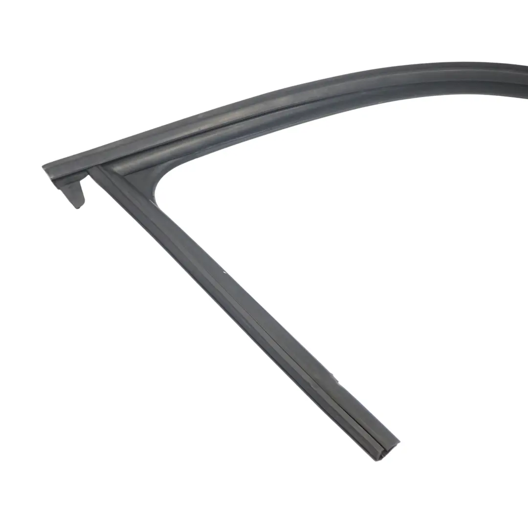 Audi A3 8V 5dr Canale guida finestrino anteriore destro Guarnizione - SKU 8V4837440A - Numero di parte 8V4837440A