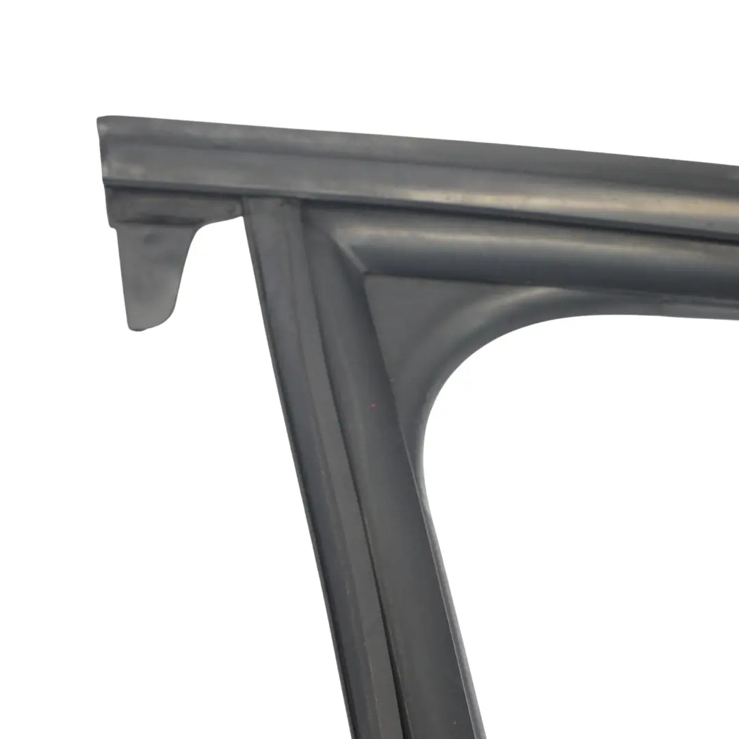 Audi A3 8V 5dr Canale guida finestrino anteriore destro Guarnizione - SKU 8V4837440A - Numero di parte 8V4837440A