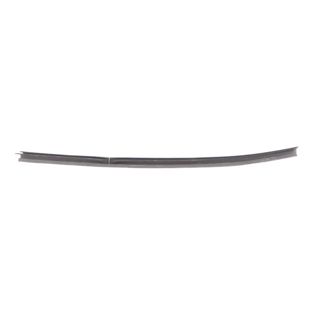 Audi A3 8V Joint d'étanchéité de vitre de porte avant gauche Ouverture - SKU 8V4837479 - Numéro de pièce 8V4837479