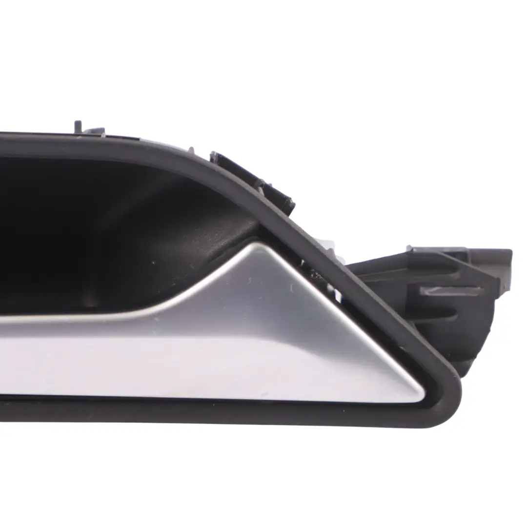 Audi A3 8V Poignée arrière droite intérieure garniture de porte - SKU 8V4839020A - Numéro de pièce 8V4839020A