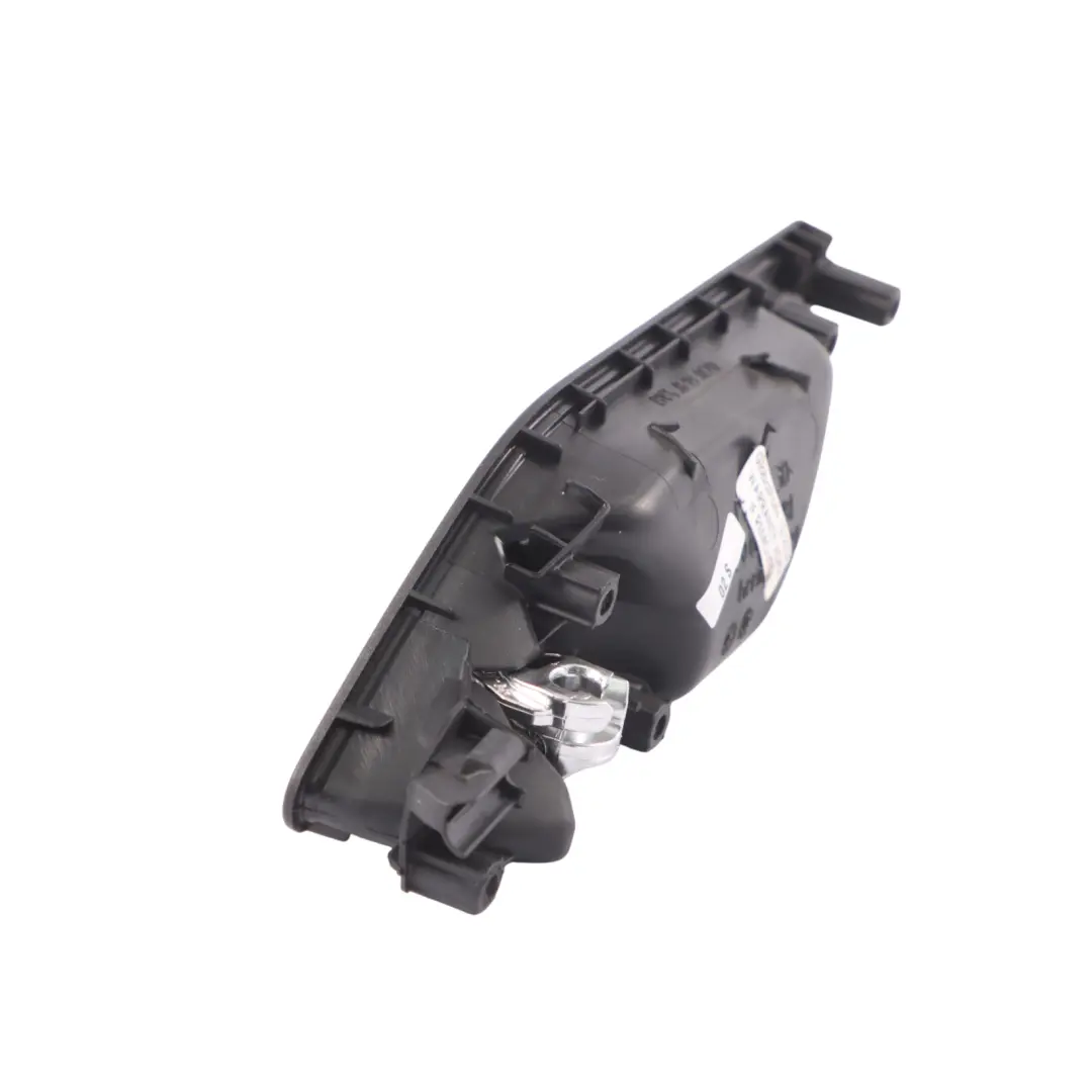 Audi A3 8V Poignée arrière droite intérieure garniture de porte - SKU 8V4839020A - Numéro de pièce 8V4839020A