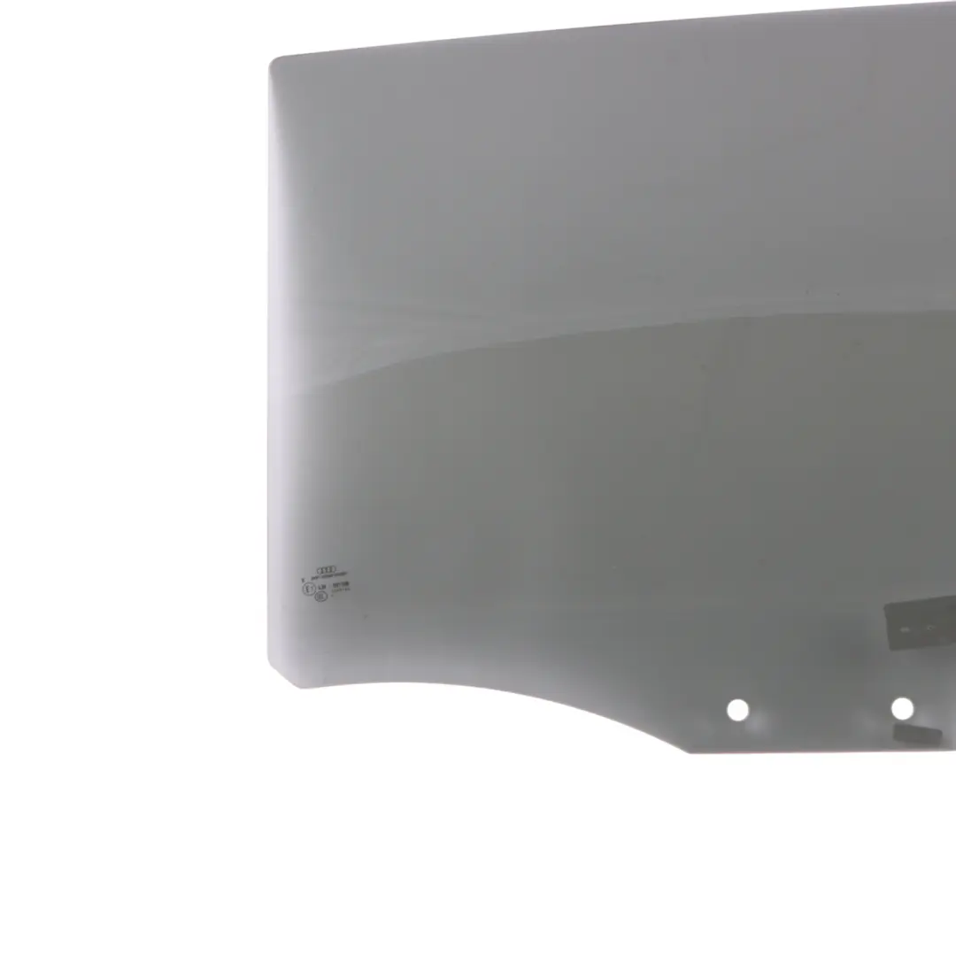 Puerta Trasera Ventana Lateral Cristal Tintado Izquierdo para Audi RS3 8V con número de pieza 8V4845205A Audi RS3 8V Puerta Trasera Ventana Lateral Cristal Tintado Izquierdo - SKU 8V4845205A - Número de pieza 8V4845205A