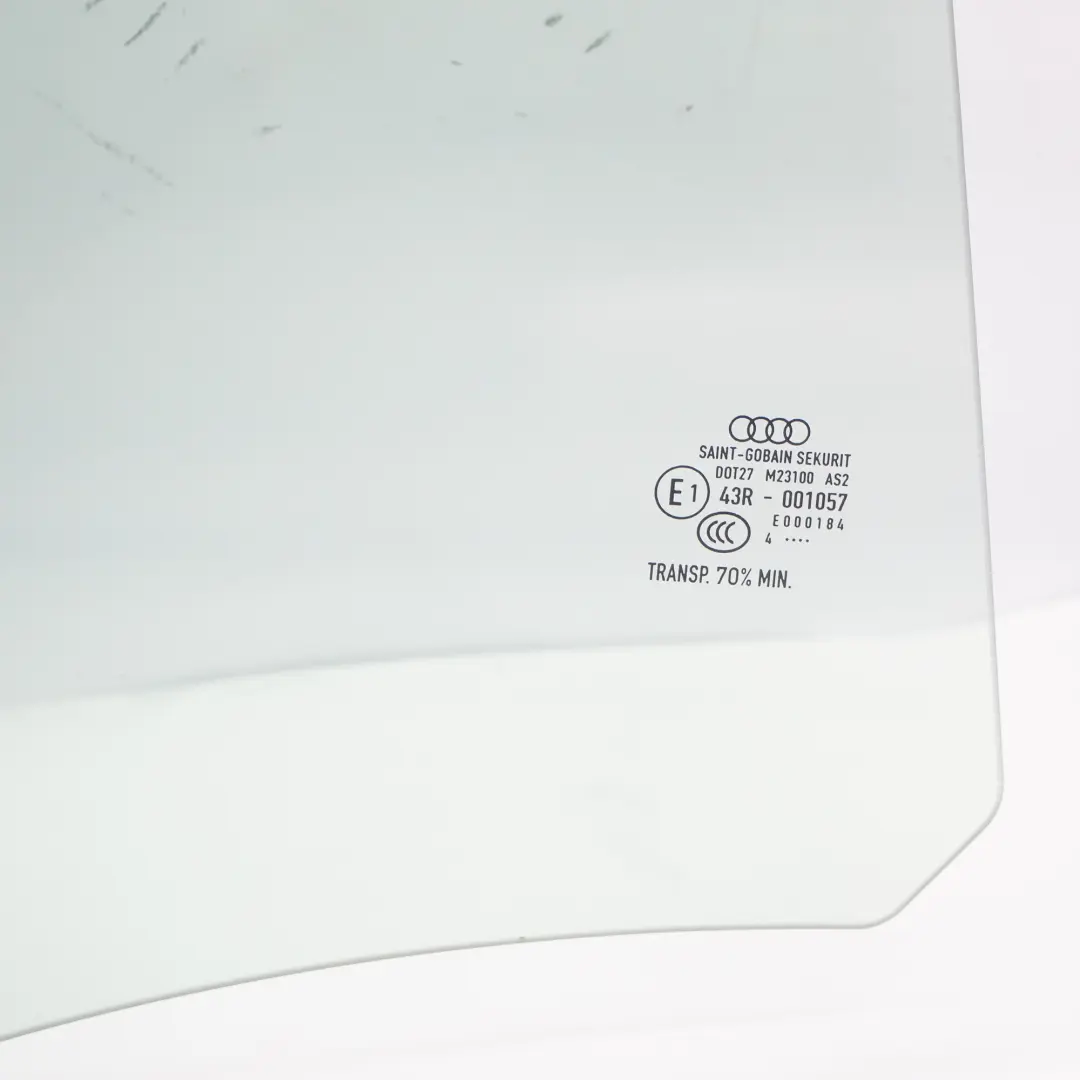 Sportback 5dr Vetro Porta Posteriore Destra AS2 per Audi A3 8V con numero di parte 8V4845206 Audi A3 8V Sportback 5dr Vetro Porta Posteriore Destra AS2 - SKU 8V4845206 - Numero di parte 8V4845206