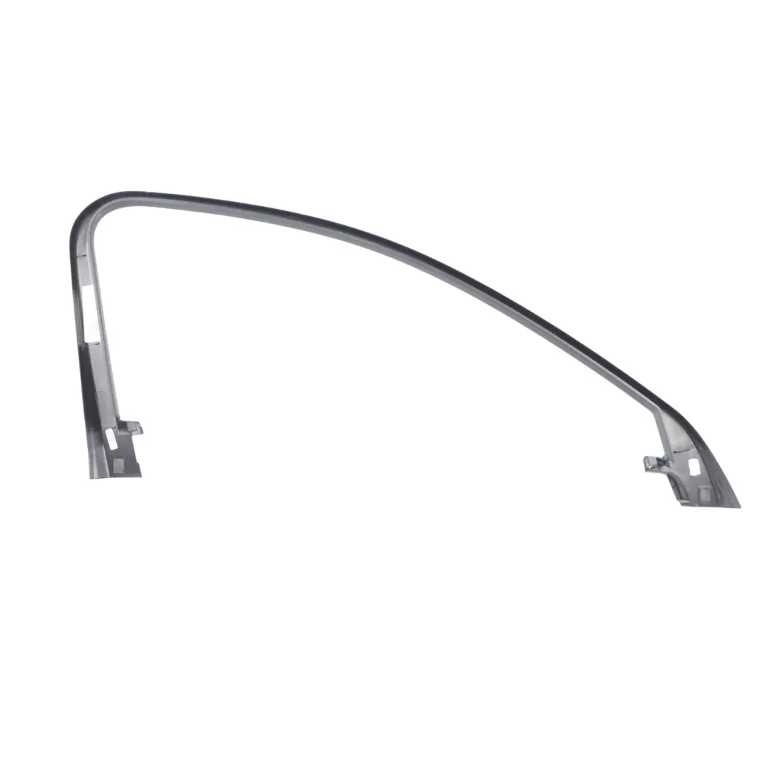 Ventana Marco Cubierta Puerta Delantera Derecha para Audi RS3 A3 8V con número de pieza 8V4867610 Audi RS3 A3 8V Ventana Marco Cubierta Puerta Delantera Derecha - SKU 8V4867610 - Número de pieza 8V4867610