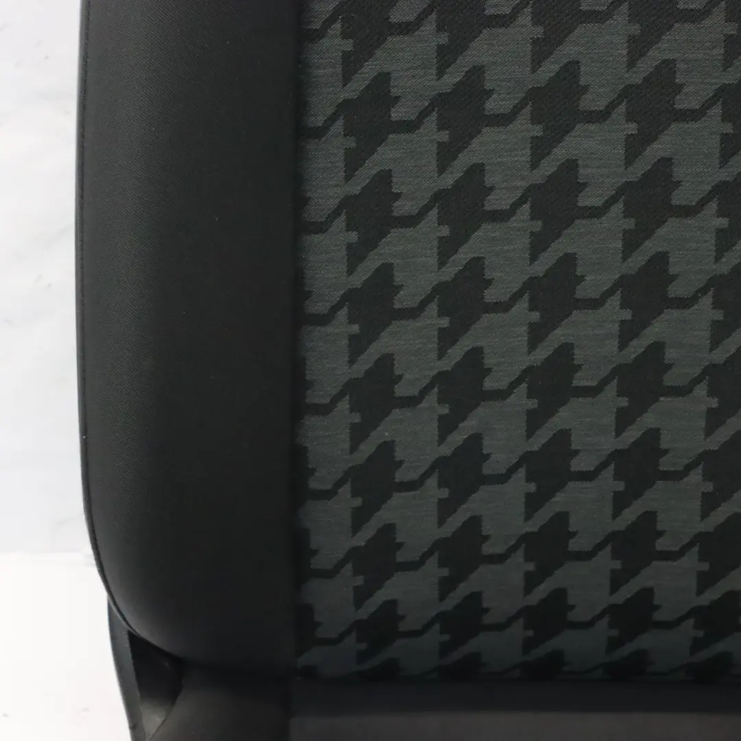 Sedile Anteriore Sinistro Interno Tessuto Panno Anima Nero per Audi A3 8V 5 Porte con numero di parte 8V4881805 Audi A3 8V 5 Porte Sedile Anteriore Sinistro Interno Tessuto Panno Anima Nero - SKU 8V4881805 - Numero di parte 8V4881805