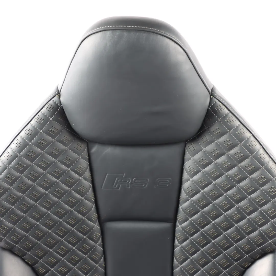 Asiento Delantero Derecho Calefactable Cuero Negro Gris para Audi RS3 8V con número de pieza 8V4881806S Audi RS3 8V Asiento Delantero Derecho Calefactable Cuero Negro Gris - SKU 8V4881806S-1 - Número de pieza 8V4881806S