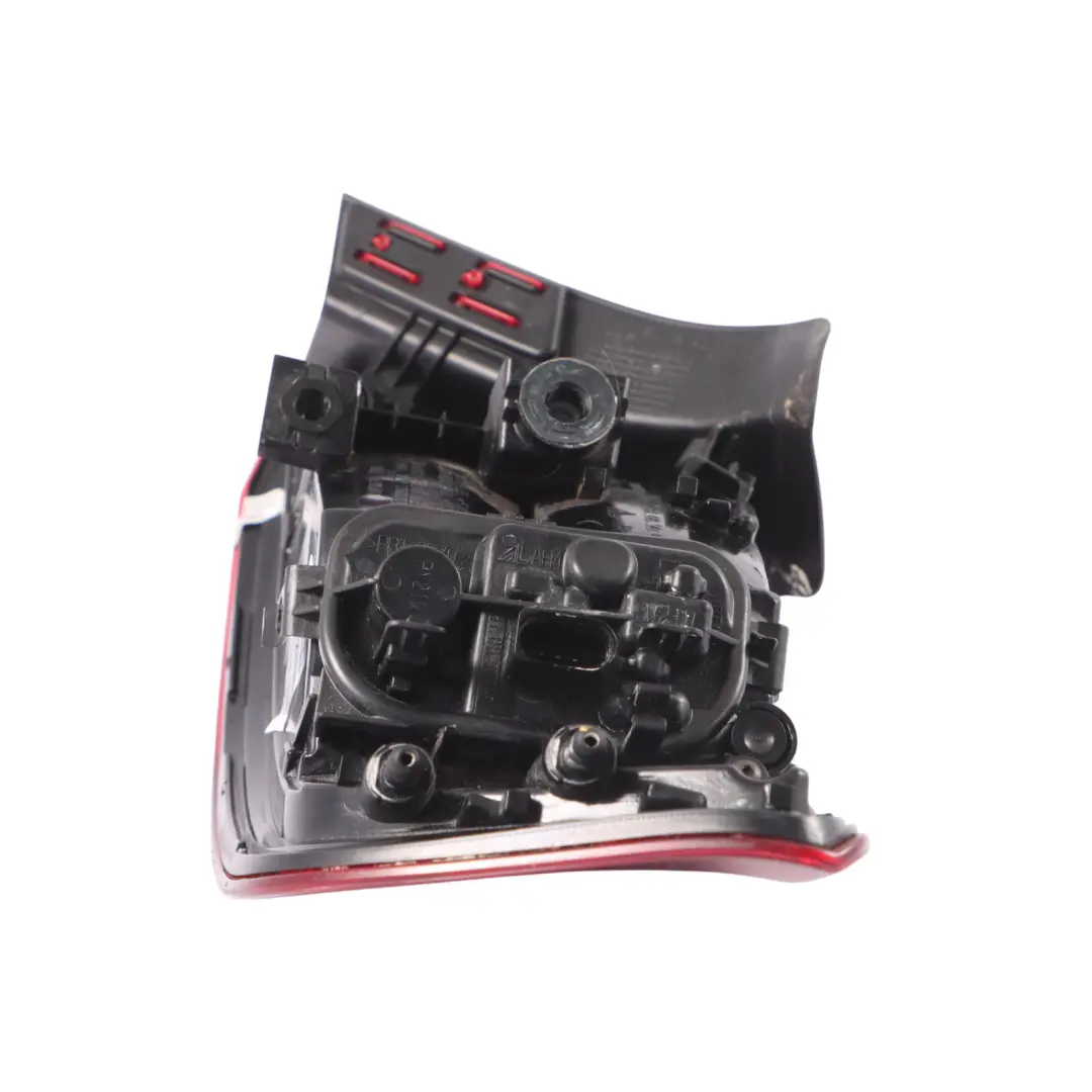 Audi A3 8V Feu Arrière Gauche Lampe Extérieure Boot Light - SKU 8V4945095C - Numéro de pièce 8V4945095C