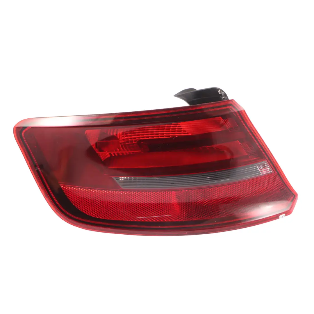 Audi A3 8V Feu Arrière Gauche Lampe Extérieure Boot Light - SKU 8V4945095C - Numéro de pièce 8V4945095C