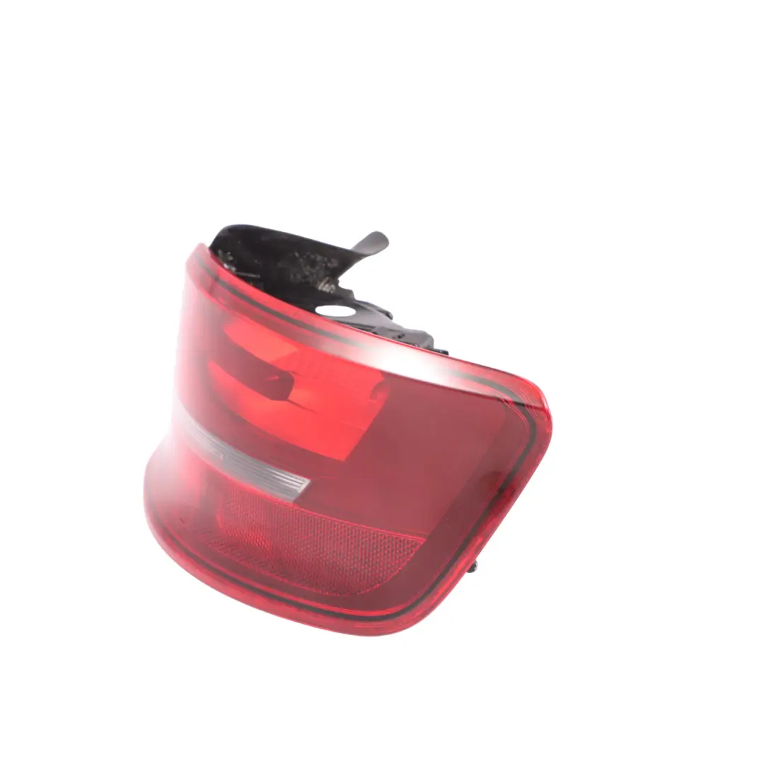 Rücklicht hinten rechts Außenlampe Kofferraumleuchte für Audi A3 8V mit Teilenummer 8V4945096C Audi A3 8V Rücklicht hinten rechts Außenlampe Kofferraumleuchte - SKU 8V4945096C - Teilenummer 8V4945096C