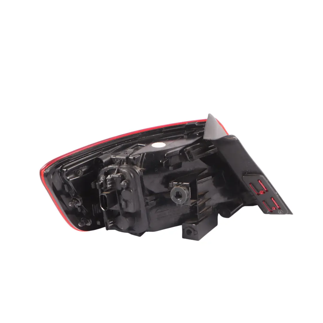 Audi A3 8V Rücklicht hinten rechts Außenlampe Kofferraumleuchte - SKU 8V4945096C - Teilenummer 8V4945096C