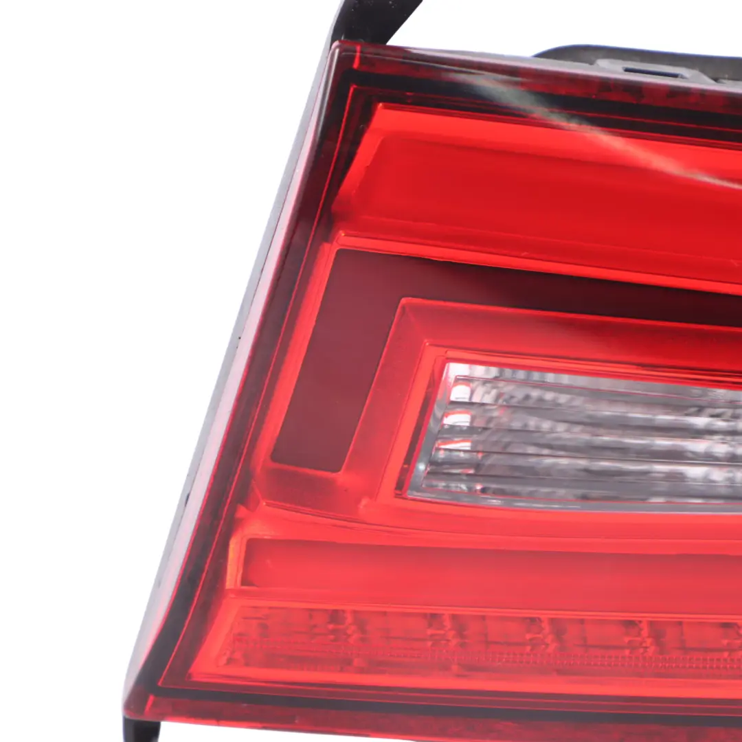 Audi A3 8V Cabrio Lampa Tylna w Klapę Bagażnika LED Prawa - SKU 8V5945094H - Numer Części 8V5945094H