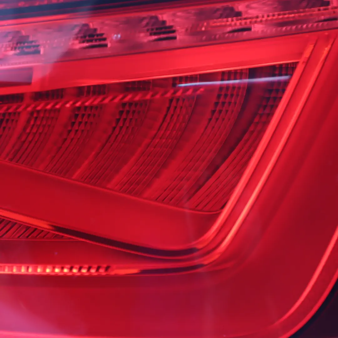 Audi A3 8V Cabrio Tail Light Rear Right O/S LED Outer Lamp Boot Light 8V5945095A - SKU 8V5945096A - Part number 8V5945096A
