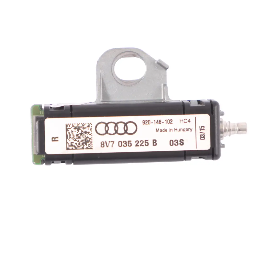 Antenna Amplifier Rear Right O/S to Audi A3 8V with Part number 8V7035225B Audi A3 8V Antenna Amplifier Rear Right O/S - SKU 8V7035225B - Part number 8V7035225B