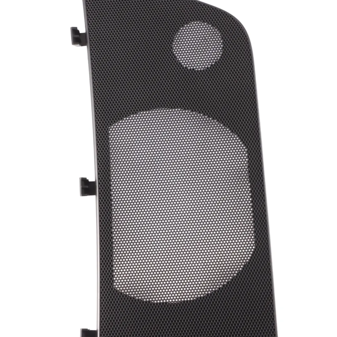 Copertura altoparlante laterale posteriore destro per Audi A3 8V Cabrio con numero di parte 8V7035436 Audi A3 8V Cabrio Copertura altoparlante laterale posteriore destro - SKU 8V7035436 - Numero di parte 8V7035436