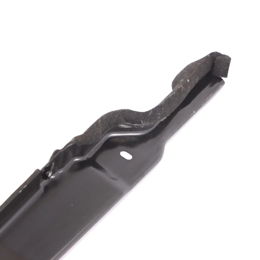 Cuarto Ventana Vidrio Soporte Montaje Trasero Izquierdo para Audi A3 8V con número de pieza 8V7809889 Audi A3 8V Cuarto Ventana Vidrio Soporte Montaje Trasero Izquierdo - SKU 8V7809889 - Número de pieza 8V7809889