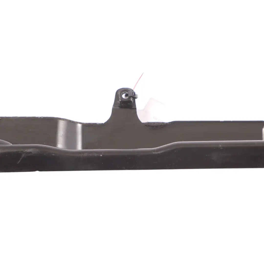 Supporto Staffa Vetro Quartierino Posteriore Sinistro per Audi A3 8V con numero di parte 8V7809889 Audi A3 8V Supporto Staffa Vetro Quartierino Posteriore Sinistro - SKU 8V7809889 - Numero di parte 8V7809889