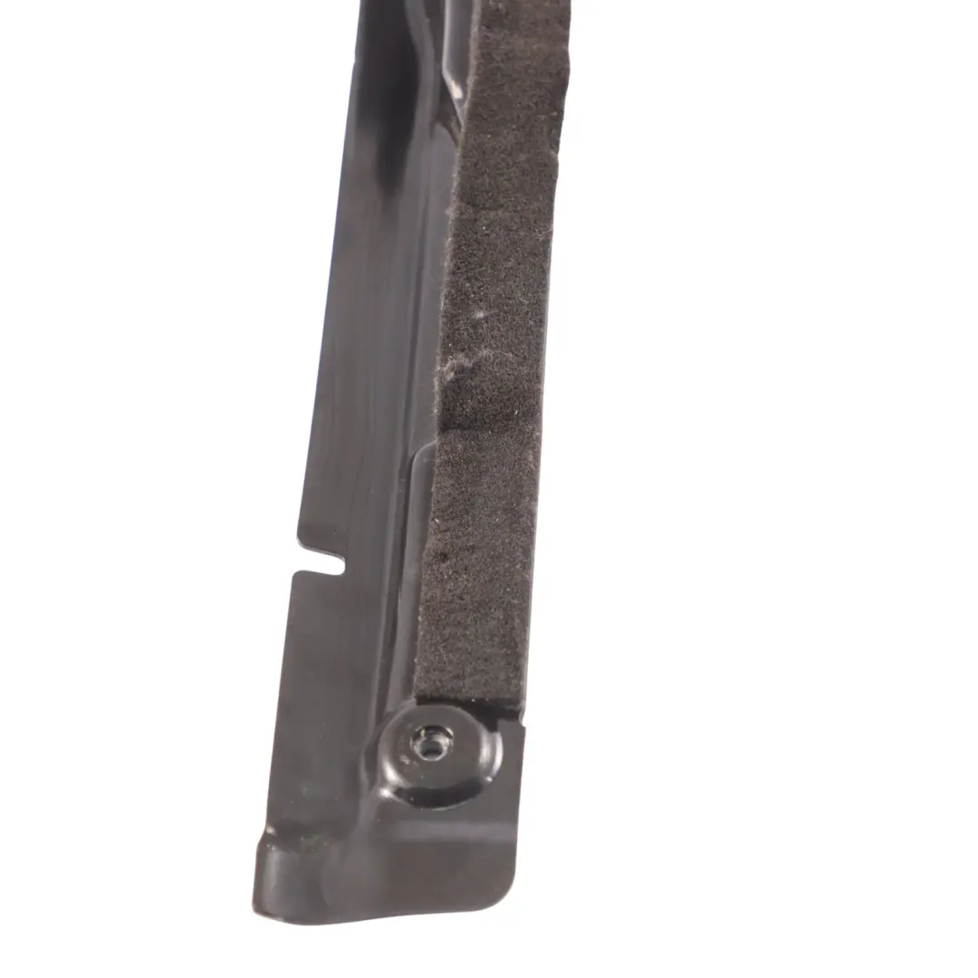 Audi A3 8V Support De Vitre De Custode Arrière Gauche - SKU 8V7809889 - Numéro de pièce 8V7809889