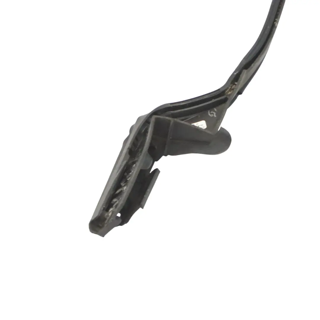 Verdeck Dichtung Führung Gummi Dichtung für Audi A3 8V Cabrio mit Teilenummer 8V7825397 Audi A3 8V Cabrio Verdeck Dichtung Führung Gummi Dichtung - SKU 8V7825397 - Teilenummer 8V7825397