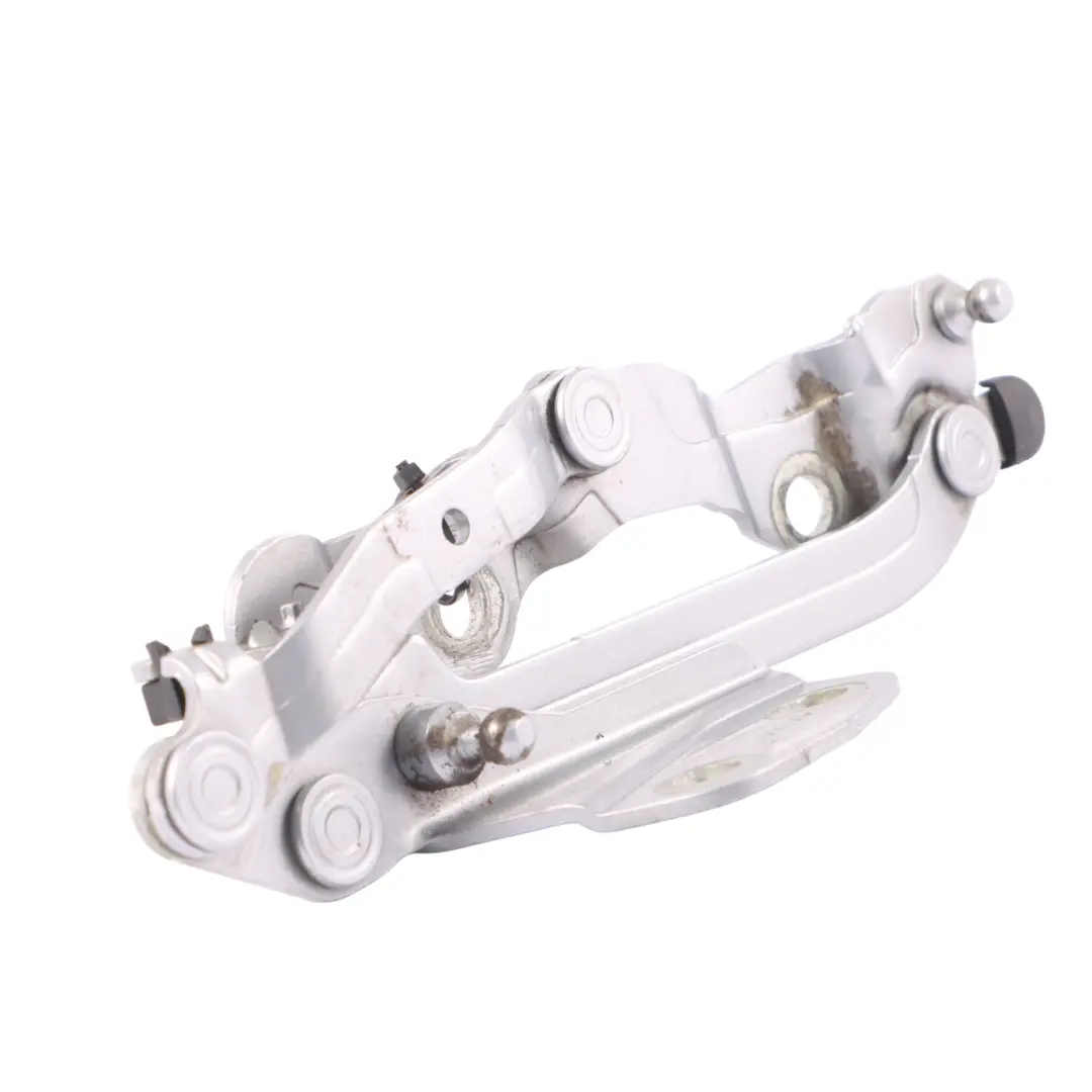 Bisagra trasero Tapa del maletero izquierda Foil Silver - Z7G para Audi A3 8V Cabrio con número de pieza 8V7827299B Audi A3 8V Cabrio Bisagra trasero Tapa del maletero izquierda Foil Silver - Z7G - SKU 8V7827299B-FSI - Número de pieza 8V7827299B