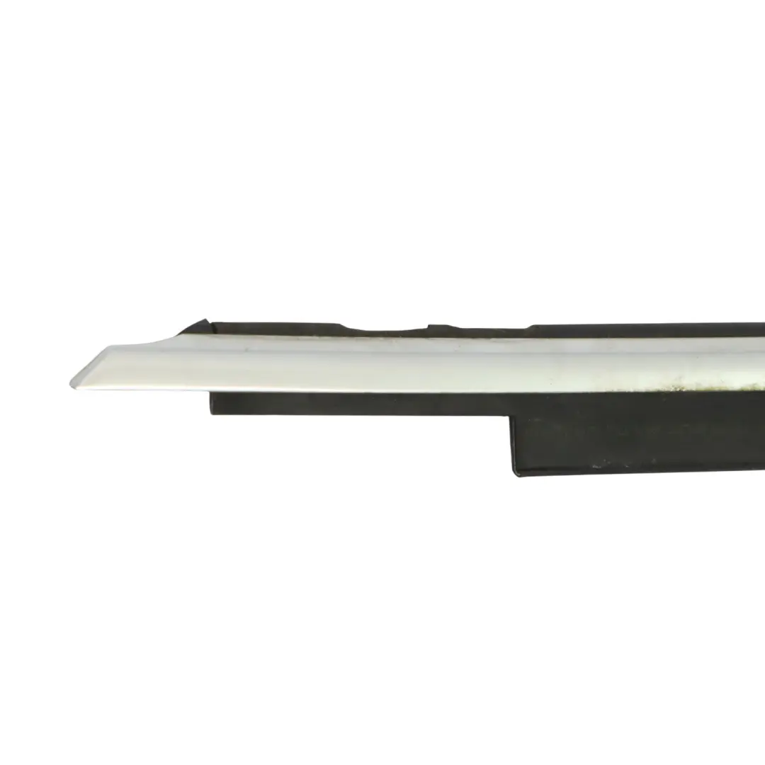 Burlete Exterior Puerta Delantera Izquierda para Audi A3 8V Convertible 2d con número de pieza 8V7853283C Audi A3 8V Convertible 2d Burlete Exterior Puerta Delantera Izquierda - SKU 8V7853283C - Número de pieza 8V7853283C