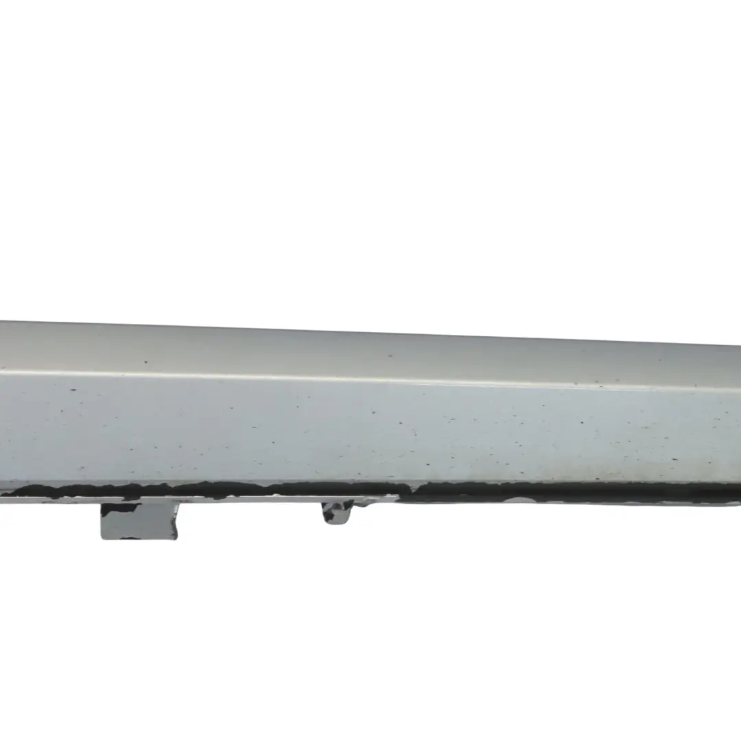 Faldón Lateral Derecho Cubre umbral de puerta S Line Foil Silver Z7G para Audi A3 8V con número de pieza 8V7853860 Audi A3 8V Faldón Lateral Derecho Cubre umbral de puerta S Line Foil Silver Z7G - SKU 8V7853860-FSI - Número de pieza 8V7853860