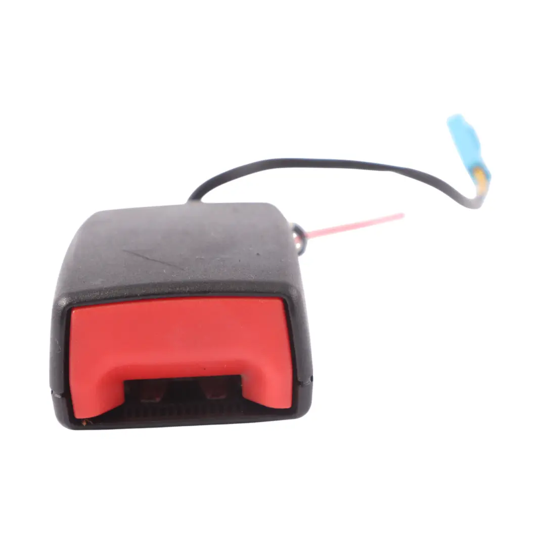 Audi A3 8V Convertible Cinturón de Seguridad Trasero Hebilla de Bloqueo Derecha - SKU 8V7857740 - Número de pieza 8V7857740