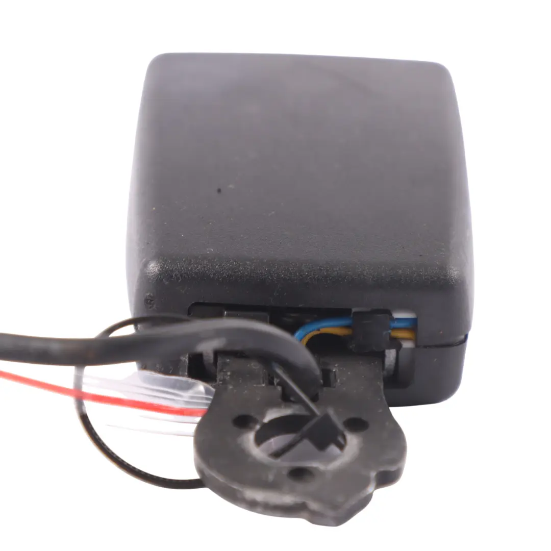 Audi A3 8V cabriolet Verrouillage la ceinture sécurité arrière Droite - SKU 8V7857740 - Numéro de pièce 8V7857740