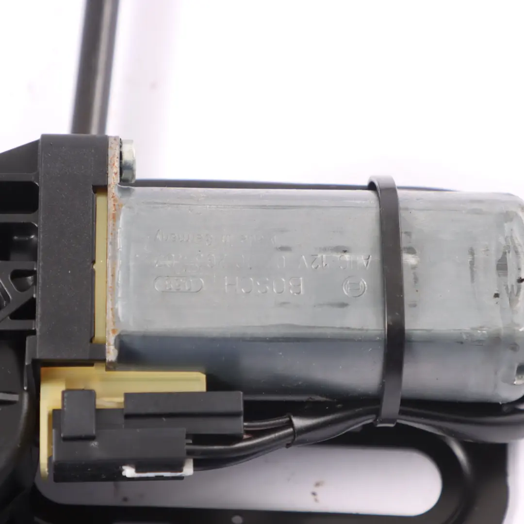 Audi A3 8V Mechanizm Zamka Składanego Dachu Przód Środkowy - SKU 8V7871499 - Numer Części 8V7871499