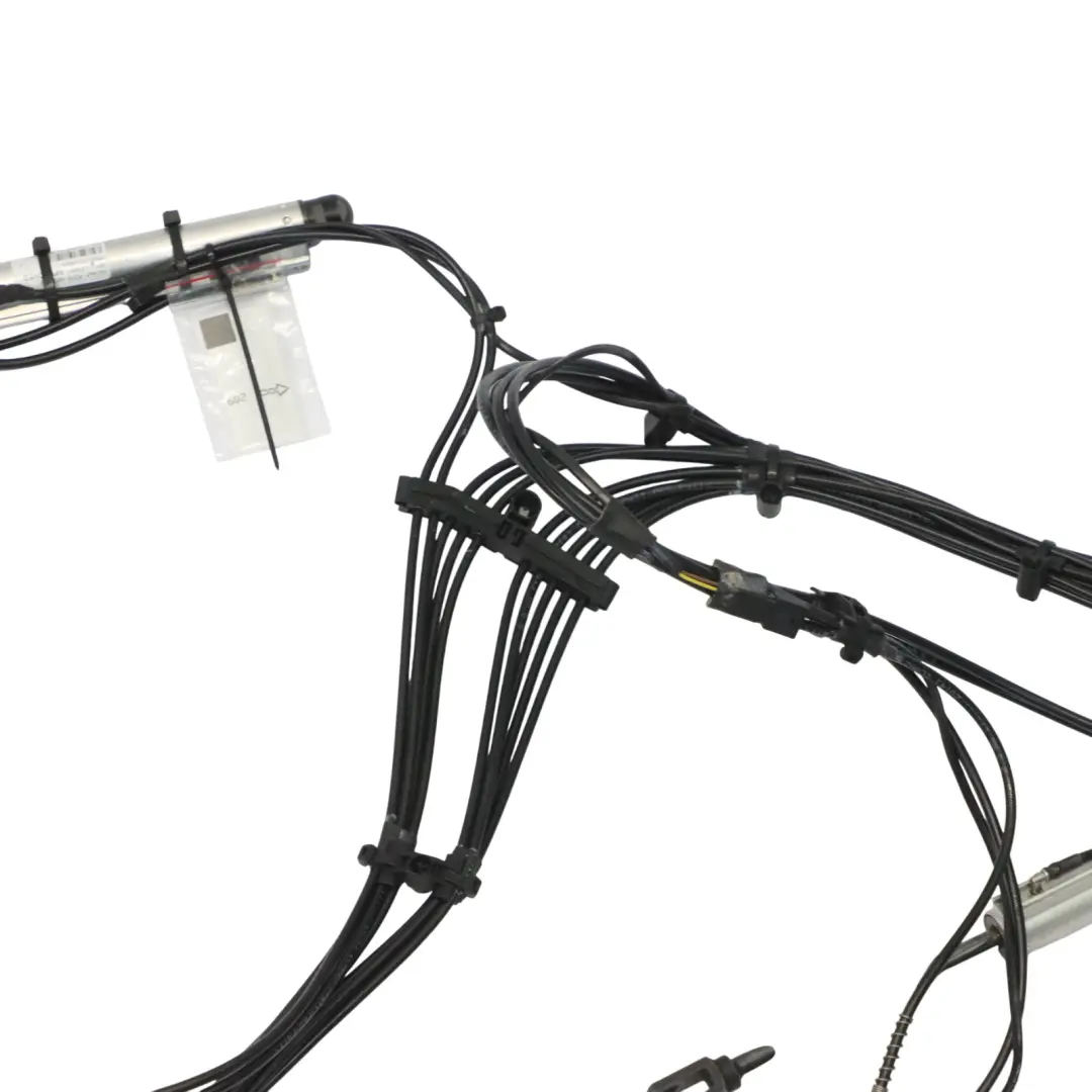 Juego de cilindros hidráulicos del techo descapotable para Audi A3 8V con número de pieza 8V7871795 Audi A3 8V Juego de cilindros hidráulicos del techo descapotable - SKU 8V7871795 - Número de pieza 8V7871795