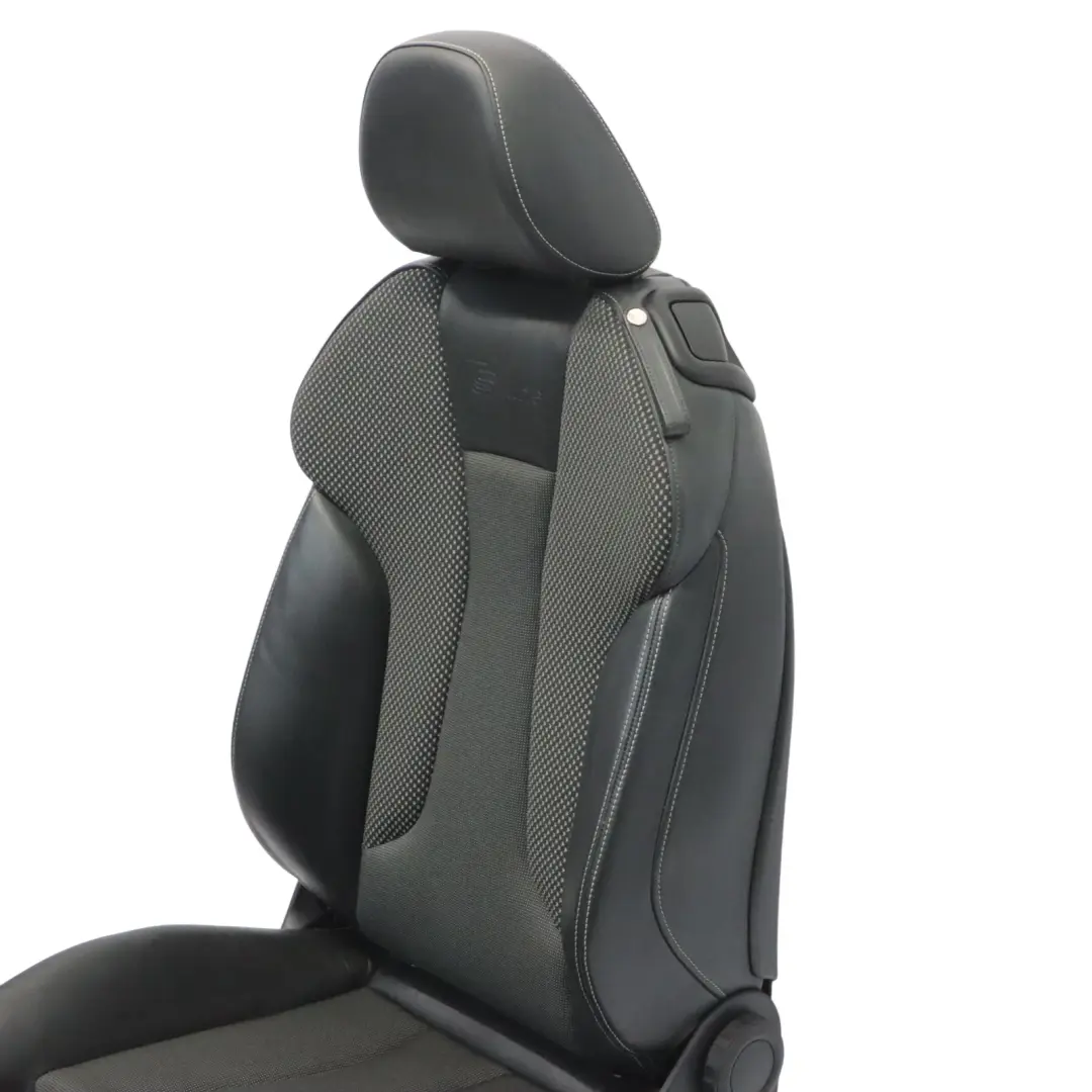 Asiento Delantero Izquierdo 3 Puertas S Line Calefactable Medio Cuero para Audi A3 8V con número de pieza 8V7881805H Audi A3 8V Asiento Delantero Izquierdo 3 Puertas S Line Calefactable Medio Cuero - SKU 8V7881805H-1 - Número de pieza 8V7881805H