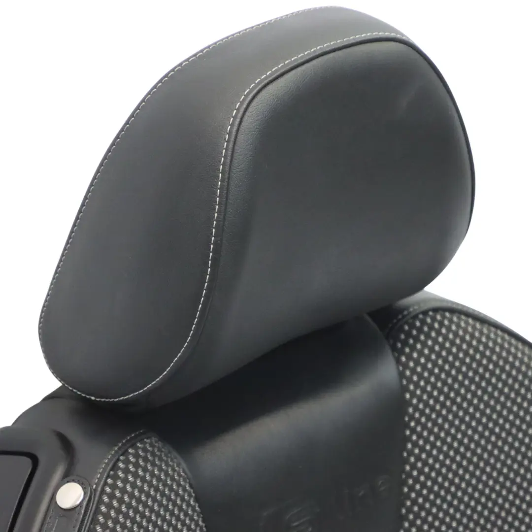 Siège avant droit 3 portes S Line chauffant mi-cuir Noir Argent pour Audi A3 8V à propos du numéro de pièce 8V7881806H Audi A3 8V Siège avant droit 3 portes S Line chauffant mi-cuir Noir Argent - SKU 8V7881806H-1 - Numéro de pièce 8V7881806H