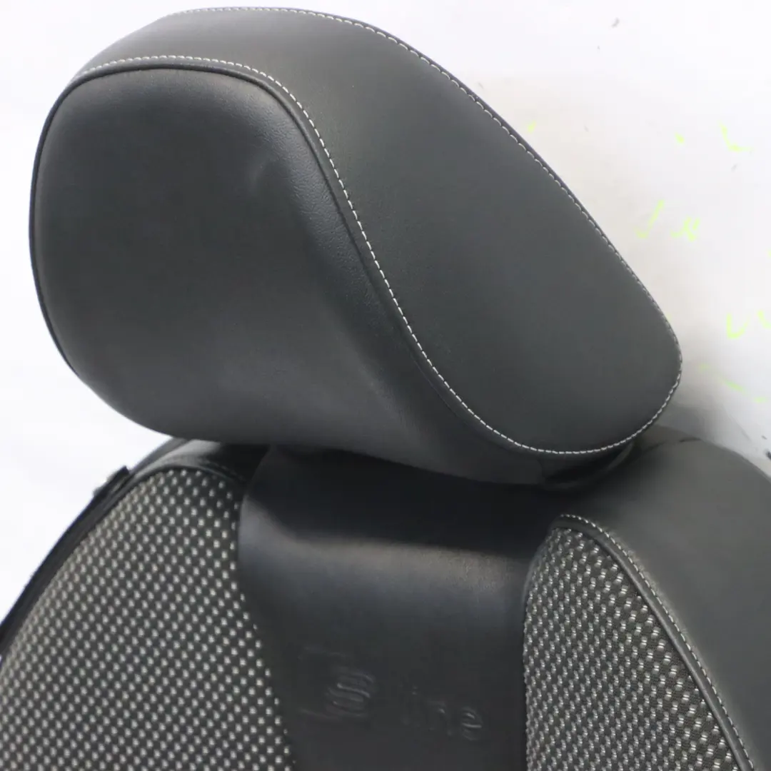 Asiento Delantero Derecho 3 Puertas S Line Calefactable Medio Cuero para Audi A3 8V con número de pieza 8V7881806H Audi A3 8V Asiento Delantero Derecho 3 Puertas S Line Calefactable Medio Cuero - SKU 8V7881806H-1 - Número de pieza 8V7881806H