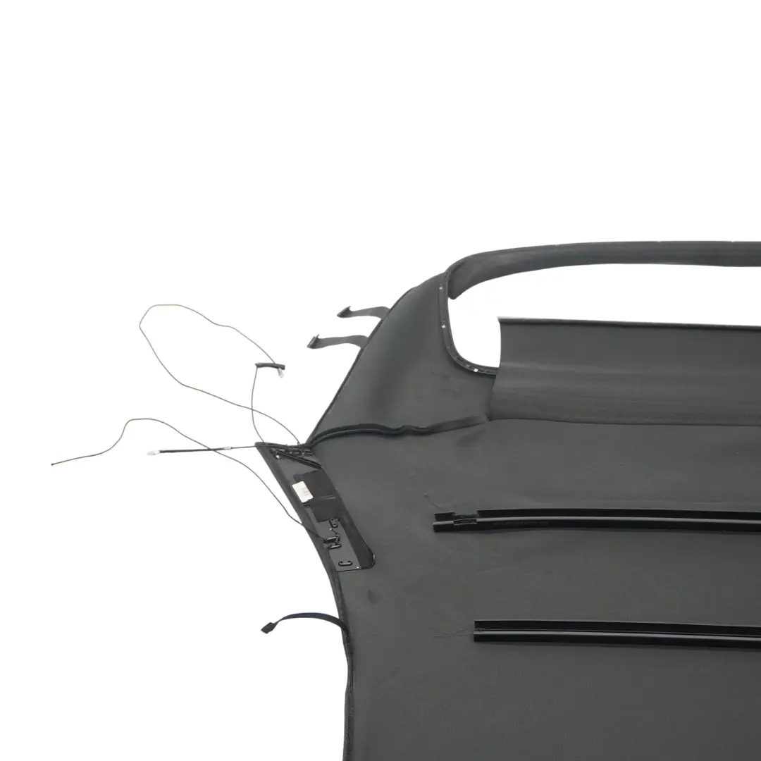 Soft Top Copertura tetto pieghevole in tessuto nero per Audi A3 8V Cabrio con numero di parte 8V7890943 Audi A3 8V Cabrio Soft Top Copertura tetto pieghevole in tessuto nero - SKU 8V7890943 - Numero di parte 8V7890943