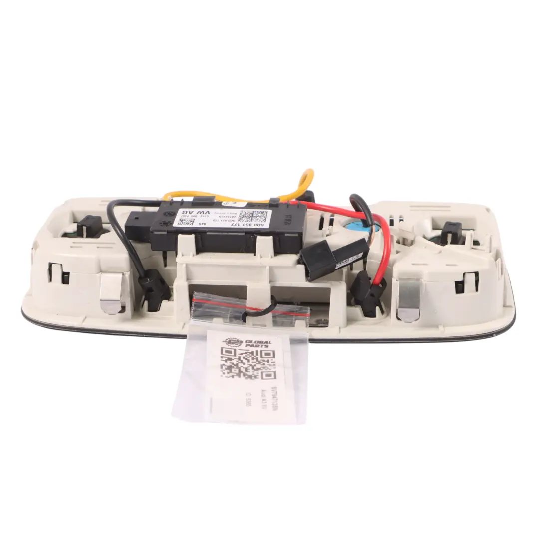 Audi A3 8V tetto luce lettura lampada interna pannello interruttore - SKU 8V7947135N - Numero di parte 8V7947135N