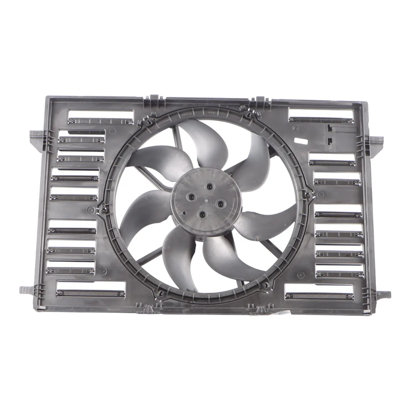 Audi A4 B9 35 TFSI DMSB Motore Radiatore Ventola Motore Raffreddamento 8W0121207